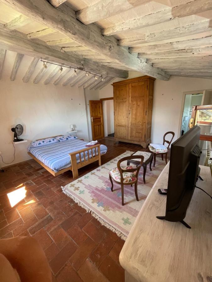 Podere il Poggio Avaglio Esterno foto